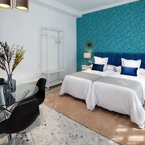  Apartment Wanderlust 3